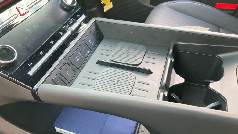 Hyundai SANTA FE 1.6 TGDi 288 PHEV Calligraphy 5dr 4WD Auto Estate